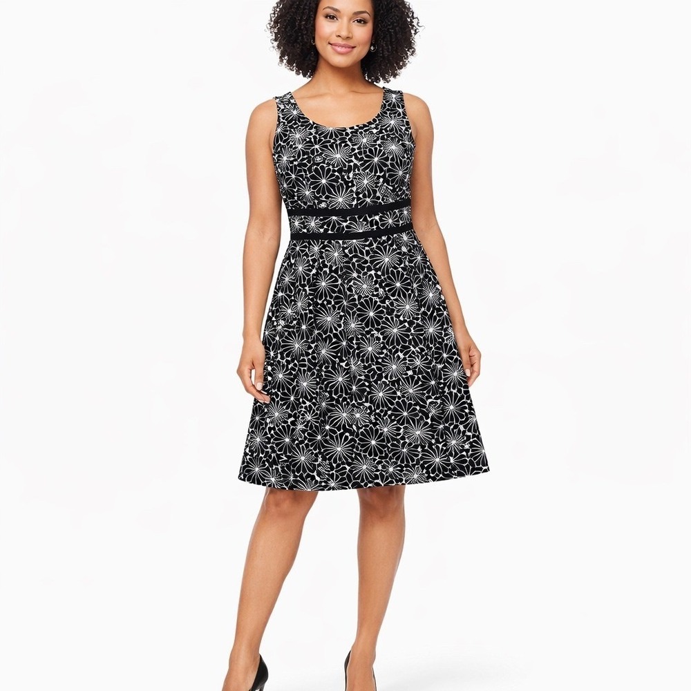 Talbots Womens 4P Black White Floral Embroidered Linen Dress‎ Romantic Coquette